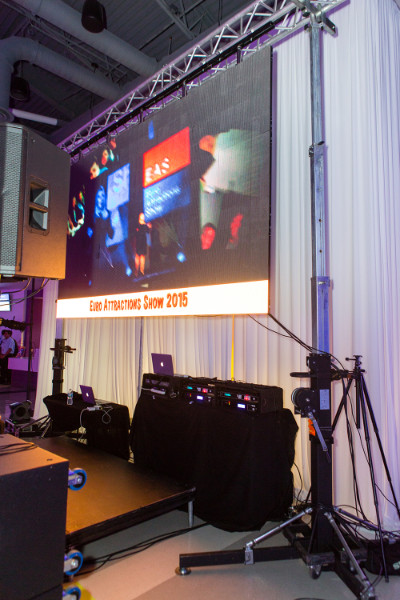 Led walls & video monitors